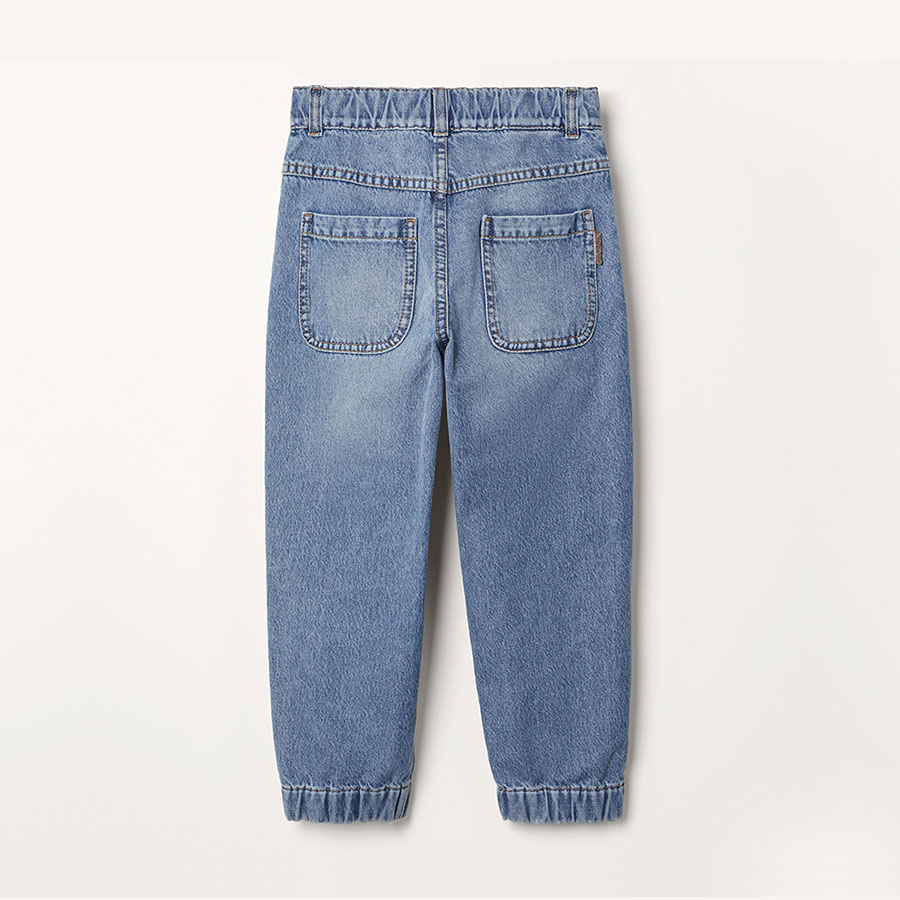 Sed ut perspiciatis unde omni serror